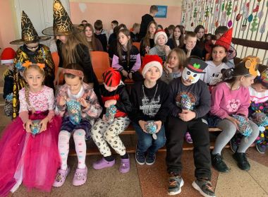 ПРАЗДНИК РАДОСТИ И ПОДАРКОВ