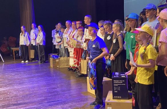 СЕРДЦЕ ОТДАЮ ДЕТЯМ