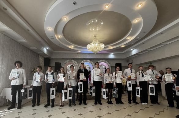 ВМЕСТЕ К ВЕРШИНАМ