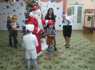 Новогодние подарки от Фонда получили дети ГУО "Ясли-сад №56 г. Бреста".