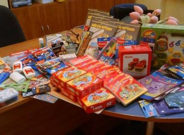 Для работы с детьми, которые проходят реабилитацию в Брестском ОЦМР "Тонус", Фондом были приобретены канцелярские товары и дидактические пособия.