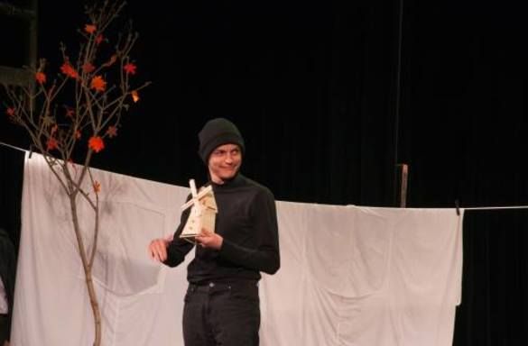 2 и 3 мая 2015 года в Брестском академическом театре драмы проходил XI Международный фестиваль особых театров«Непратаптаны шлях». Фонд "Новое поколение" выступил спонсором фестиваля