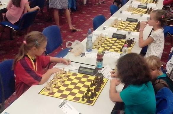 C 16-29 августа 2016 года проходил юношеский чемпионат Европы по шахматам в г. Прага.